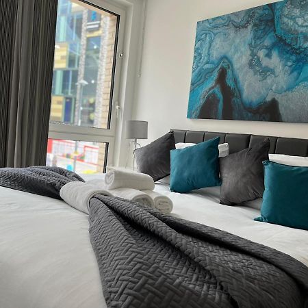 Spacious, Bright & Modern 1 & 2 Bed Apartments At Sligo House - Central Watford Watford  Eksteriør bilde