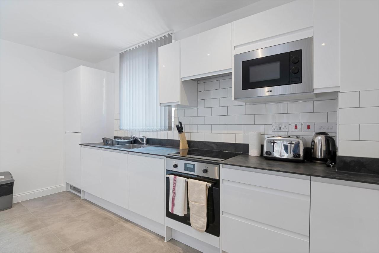 Spacious, Bright & Modern 1 & 2 Bed Apartments At Sligo House - Central Watford Watford  Eksteriør bilde