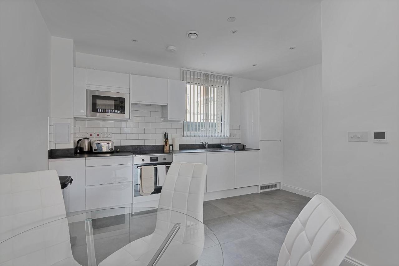 Spacious, Bright & Modern 1 & 2 Bed Apartments At Sligo House - Central Watford Watford  Eksteriør bilde