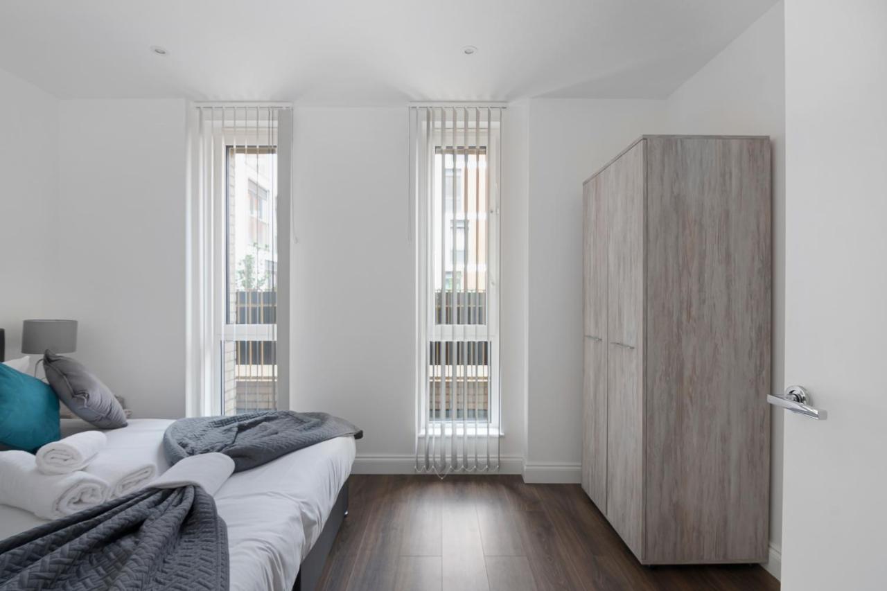 Spacious, Bright & Modern 1 & 2 Bed Apartments At Sligo House - Central Watford Watford  Eksteriør bilde